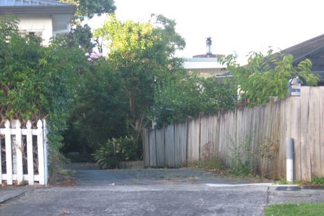 Photo of property in 6 Blackett Crescent, Meadowbank, Auckland, 1072