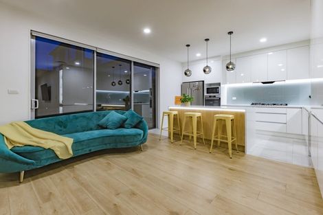 Photo of property in 299 Flat Bush School Road, Flat Bush, Auckland, 2019