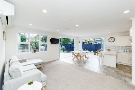 Photo of property in 6 Just Place, West End, Palmerston North, 4410