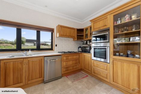 Photo of property in 1 Harrowfield Drive, Harrowfield, Hamilton, 3210