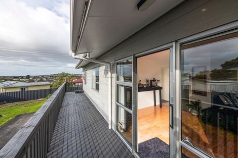 Photo of property in 124 Boundary Road, Clover Park, Auckland, 2019