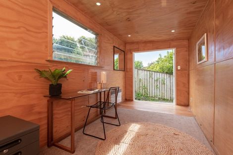 Photo of property in 77 Ironside Road, Johnsonville, Wellington, 6037