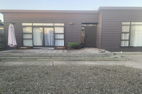 Photo of property in 48 Exeter Crescent, Takaro, Palmerston North, 4412