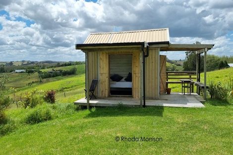 Photo of property in 208 Petley Road, Paparoa, 0571