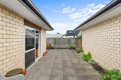 Photo of property in 4/36 Hammersley Avenue, Shirley, Christchurch, 8013