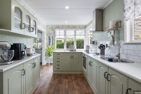 Photo of property in 15 Seddon Street, Feilding, 4702