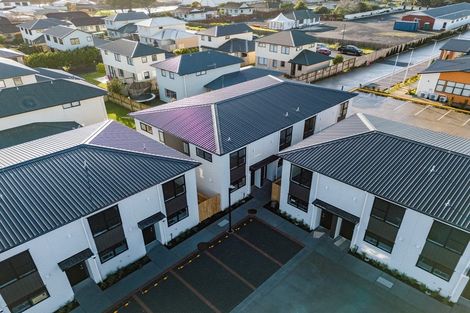 Photo of property in 10/32 Tapuwae Way, Mangere Bridge, 2022