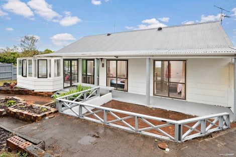 Photo of property in 11 Hiwihau Place, Glenfield, Auckland, 0629