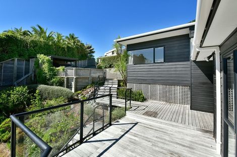 Photo of property in 17a Duncansby Road, Stanmore Bay, Whangaparaoa, 0932