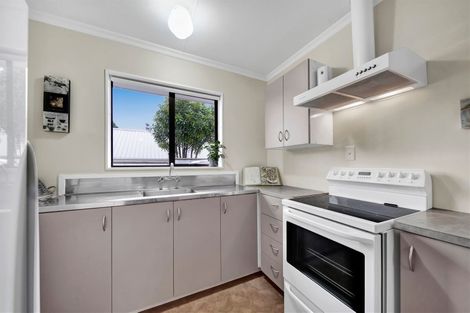 Photo of property in 20a Herekawe Drive, Spotswood, New Plymouth, 4310