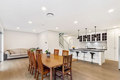 Photo of property in 9 Franheim Crescent, Orewa, 0931