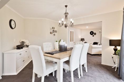 Photo of property in 4 Longwood Place, Harrowfield, Hamilton, 3210