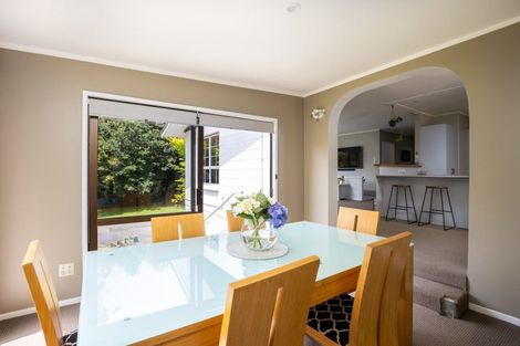 Photo of property in 5f Bromley Place, Westown, New Plymouth, 4310