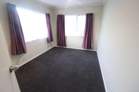 Photo of property in 10a Marie Crescent, Te Atatu South, Auckland, 0610