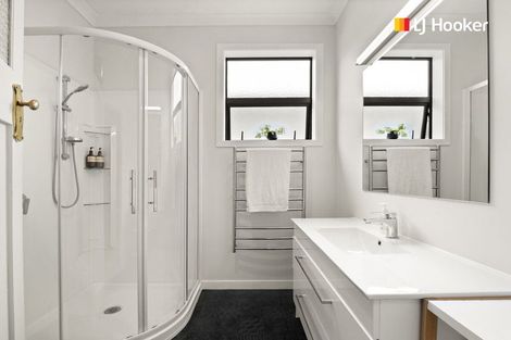 Photo of property in 82 Albert Street, Saint Clair, Dunedin, 9012