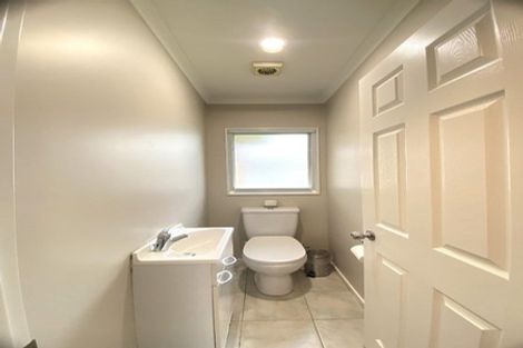 Photo of property in 9 Caragh Place, East Tamaki, Auckland, 2016