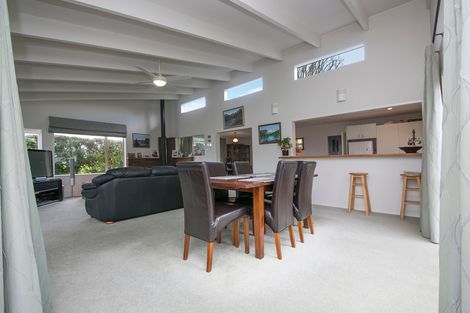 Photo of property in 33 Elliot Street, Riverhead, 0820