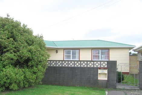 Photo of property in 13 Mclellan Street, Tawa, Wellington, 5028