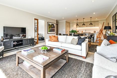 Photo of property in 6 Francesco Drive, Karaka, Papakura, 2113