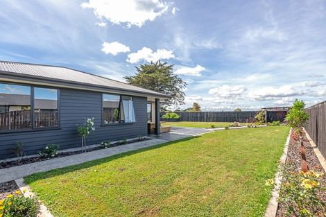 Photo of property in 15 George Street, Bulls, 4818