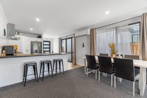 Photo of property in 32 Old Farm Road, Hamilton East, Hamilton, 3216