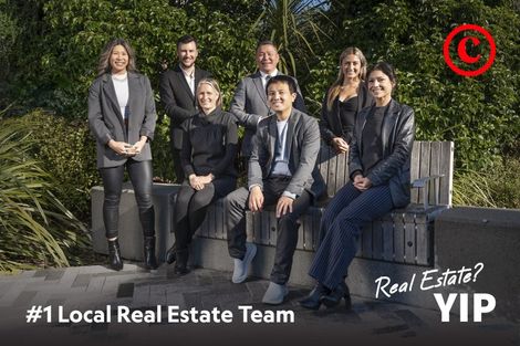 Photo of property in 9 Alwyn Place, Newlands, Wellington, 6037
