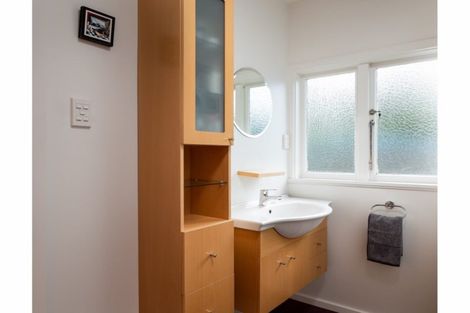 Photo of property in 2/49 Ashgrove Terrace, Somerfield, Christchurch, 8024