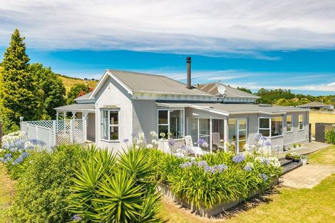 Photo of property in 137 Lord Rutherford Road South, Brightwater, 7022