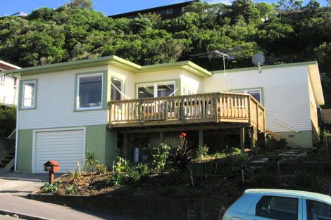 Photo of property in 17 Halifax Street, Kingston, Wellington, 6021