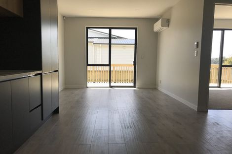 Photo of property in 27 Craigs Way, Hobsonville, Auckland, 0616