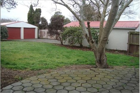 Photo of property in 27 Hounslow Street, Ilam, Christchurch, 8041
