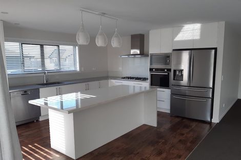 Photo of property in 14 Harding Drive, Papamoa Beach, Papamoa, 3118