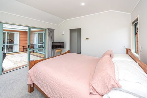 Photo of property in 17 Norfolk Drive, Otamatea, Whanganui, 4500