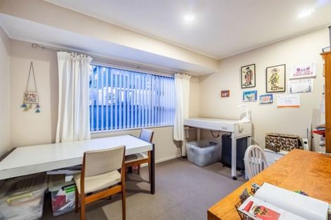 Photo of property in 4/8 City View Terrace, Birkenhead, Auckland, 0626