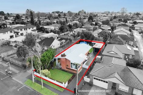 Photo of property in 42 Storey Avenue, Forest Lake, Hamilton, 3200