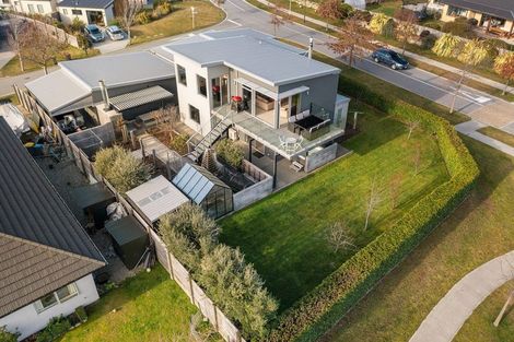 Photo of property in 10 Sunnyside Lane, Wanaka, 9305