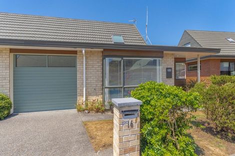 Photo of property in Redwood Village, 16/42 Main Road, Tawa, Wellington, 5028