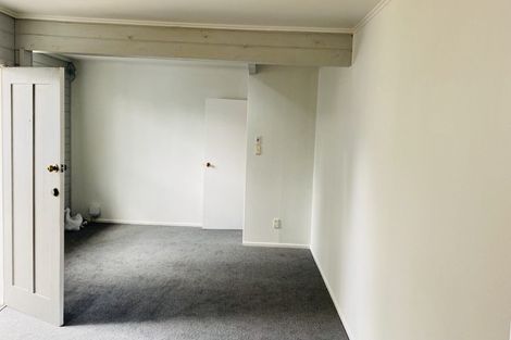 Photo of property in 22a Oriana Avenue, Lynfield, Auckland, 1042