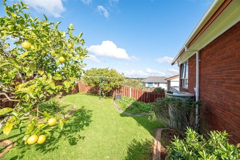 Photo of property in 1/14b Camrose Place, Glenfield, Auckland, 0629