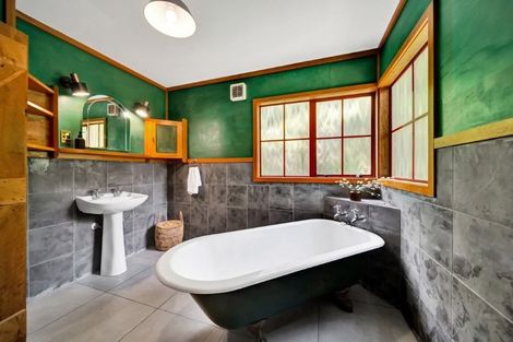 Photo of property in 22b Sequoia Grove, Merrilands, New Plymouth, 4312