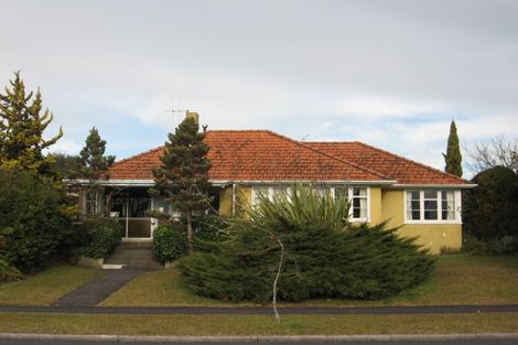 Photo of property in 70 Fairfield Road, Fairfield, Hamilton, 3214