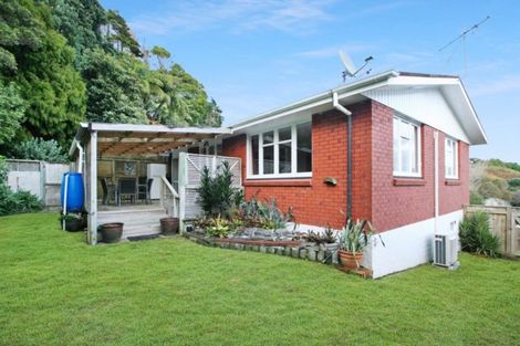 Photo of property in 1a Ward Place, Marfell, New Plymouth, 4310
