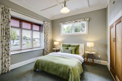 Photo of property in 11 Vigor Brown Street, Napier South, Napier, 4110