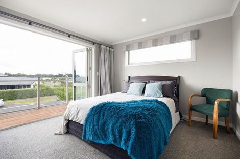 Photo of property in 46 Plescher Crescent, Leamington, Cambridge, 3432