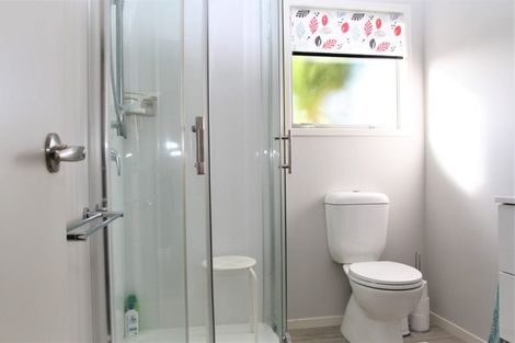 Photo of property in 6 Protea Drive, Cable Bay, 0420