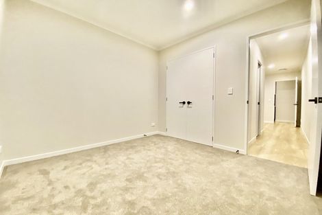 Photo of property in 72 Ksenia Drive, Flat Bush, Auckland, 2019
