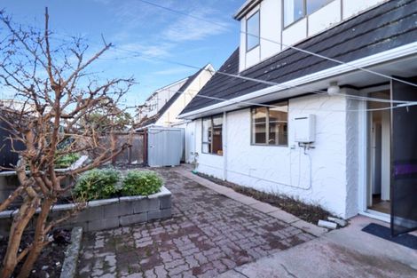 Photo of property in 2/45 Whites Line West, Woburn, Lower Hutt, 5010