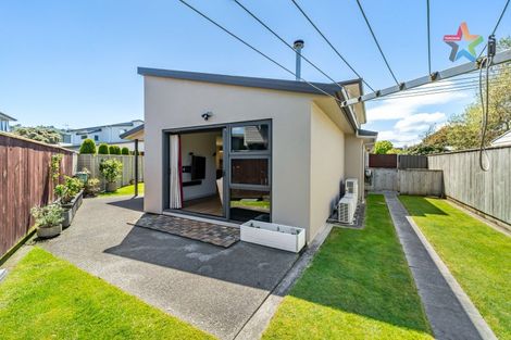 Photo of property in 8a Glen Iris Grove, Woburn, Lower Hutt, 5010