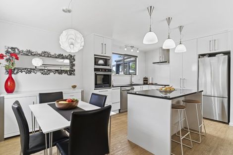 Photo of property in 19 Corinna Street, Welcome Bay, Tauranga, 3112