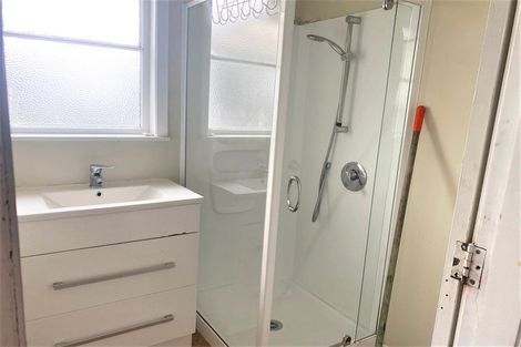 Photo of property in 27 Shakespeare Avenue, Trentham, Upper Hutt, 5018